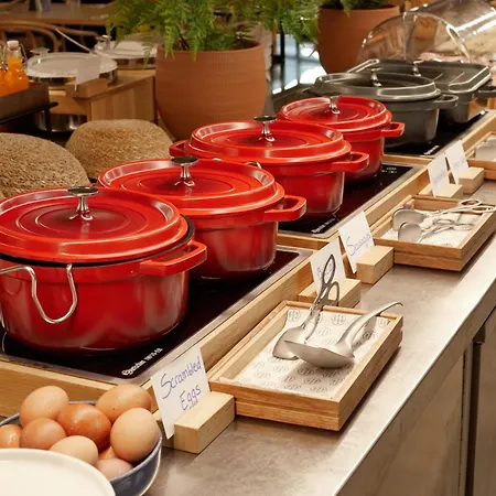 Apart-hotel The Social Hub Extended 4*