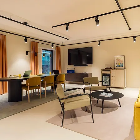 The Social Hub Extended Porto