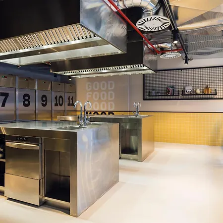 The Social Hub Extended