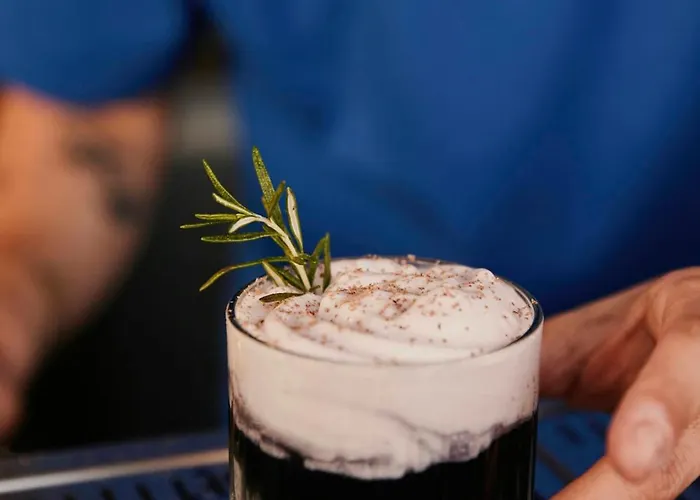 The Social Hub Extended Apart Otel Porto