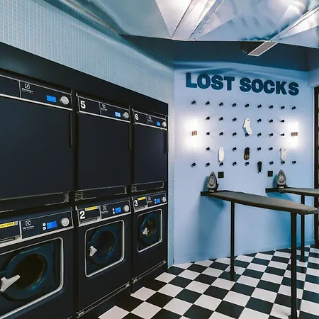 Ξενοδοχείο με διαμερίσματα The Social Hub Extended Πόρτο