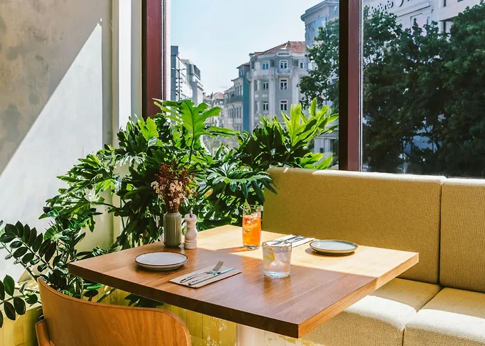 Aparthotel The Social Hub Extended 4*