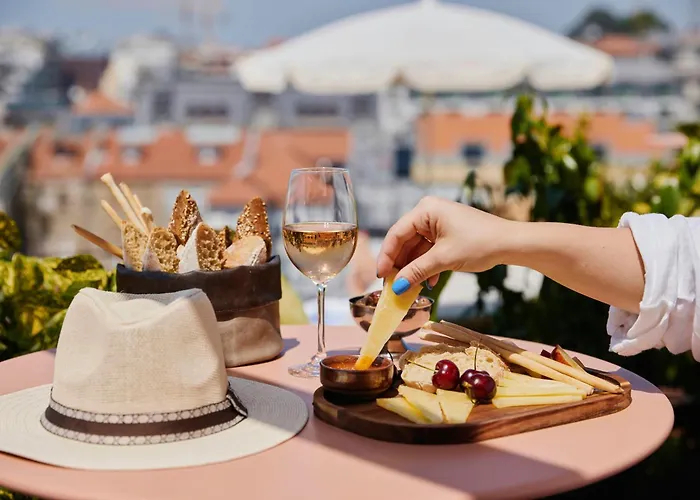 The Social Hub Extended 4*