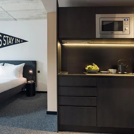 The Social Hub Extended 4*