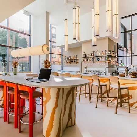 The Social Hub Extended 4* Porto